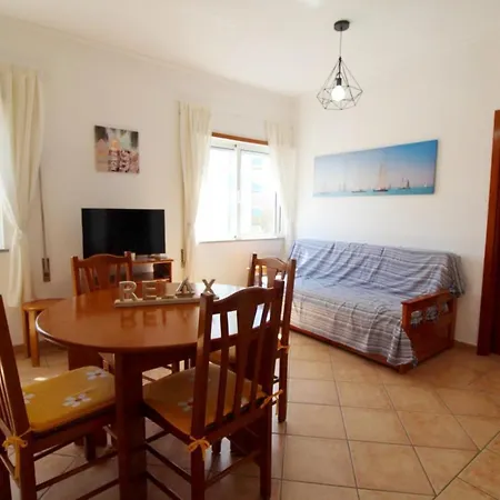 Modern In With Pool 50 M² * Portimao