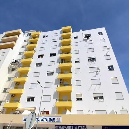 Apartment Modern In With Pool 50 M²